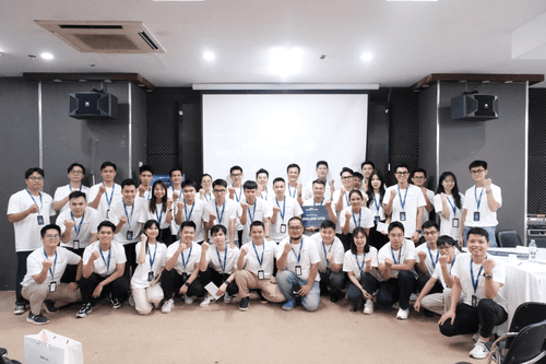XIPAT HACKATHON 2025: CHINH PHỤC THỬ THÁCH - KHAI PHÓNG SỨC MẠNH AI FOR WORK